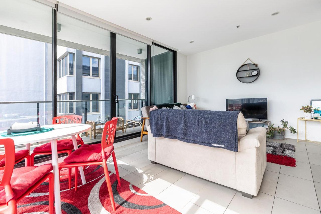 Light, Airy, Spacious Queens Road Apartment Melbourne Exterior photo