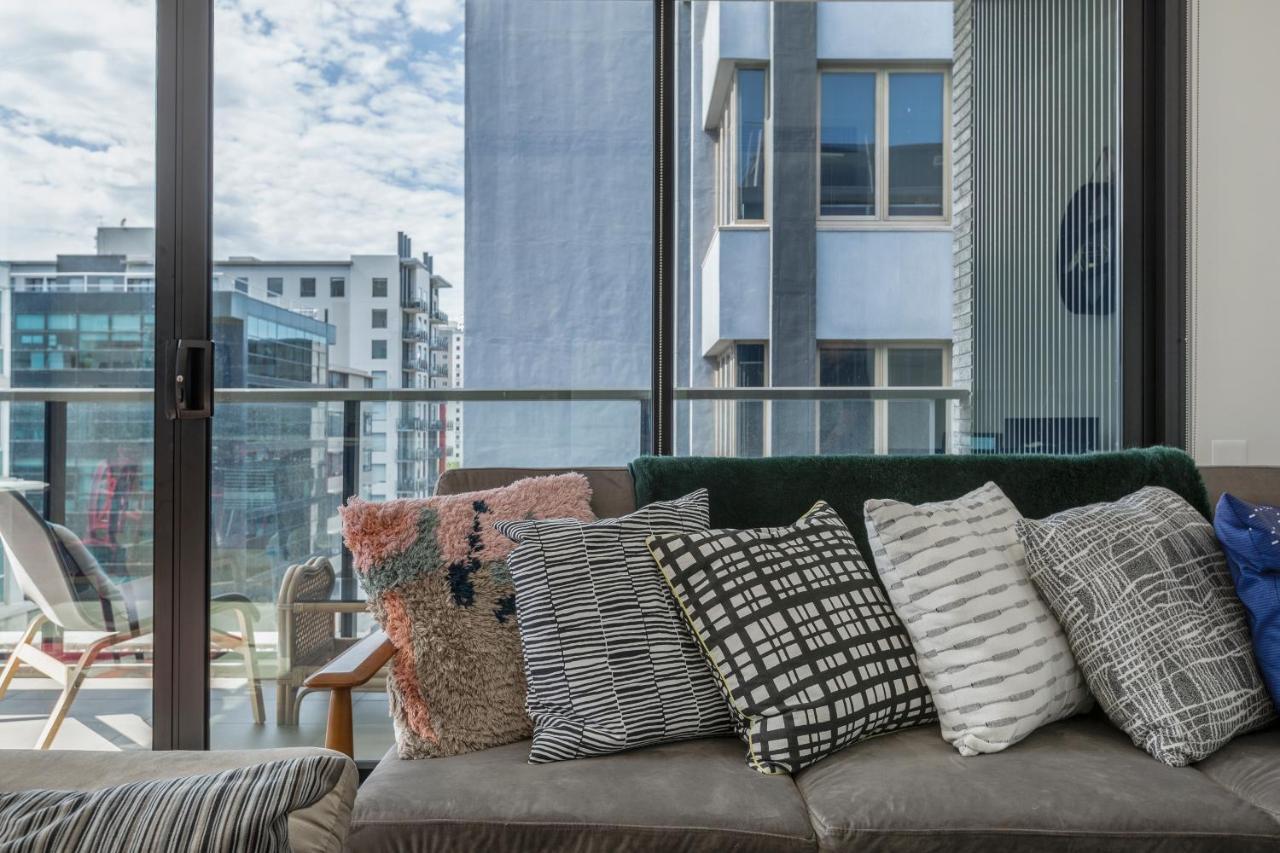 Light, Airy, Spacious Queens Road Apartment Melbourne Exterior photo